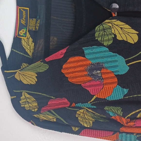 ♥️SOLD♥️MIRASOL BLACK & COLORFULLY FLORAL LONG SLEEVE RIBBED TOP SZ L - Picture 2 of 10